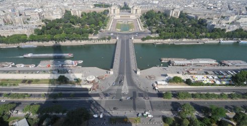 Eiffelov toranj: San jednog vizionara, dokumentarni film